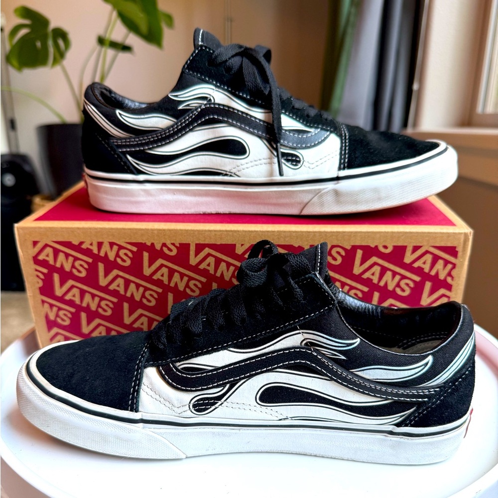 VANS Old Skool Flame Suede Canvas Shoes Black White Low